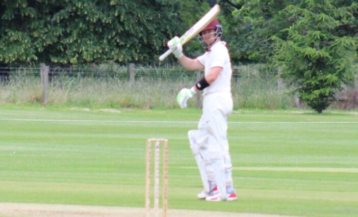 Swardeston hold their nerve to secure tight one-wicket win